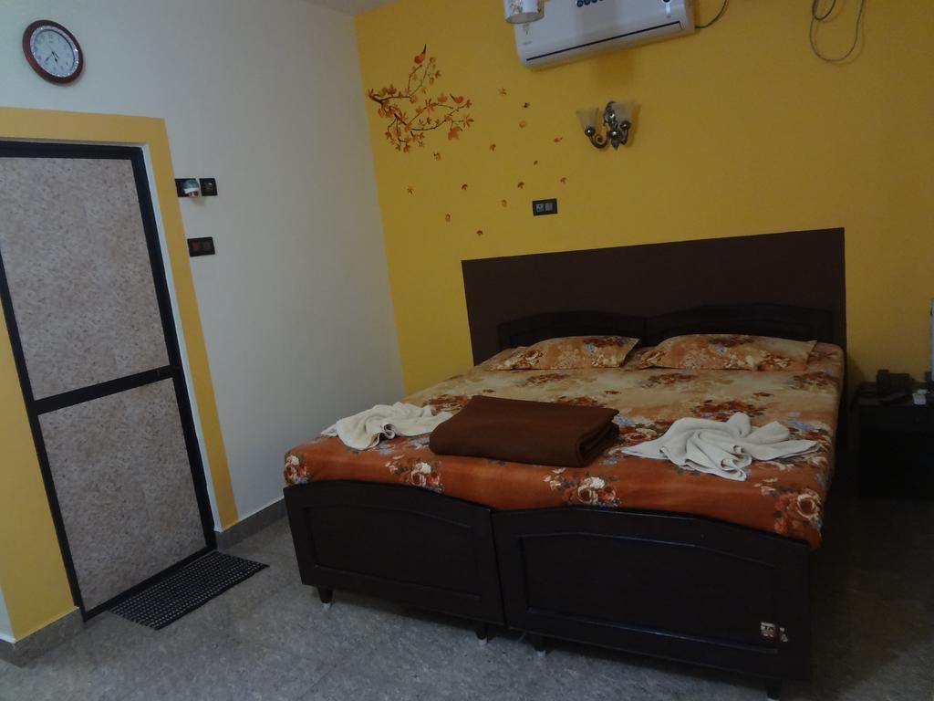 Aurita Holiday Homes Candolim Exteriör bild